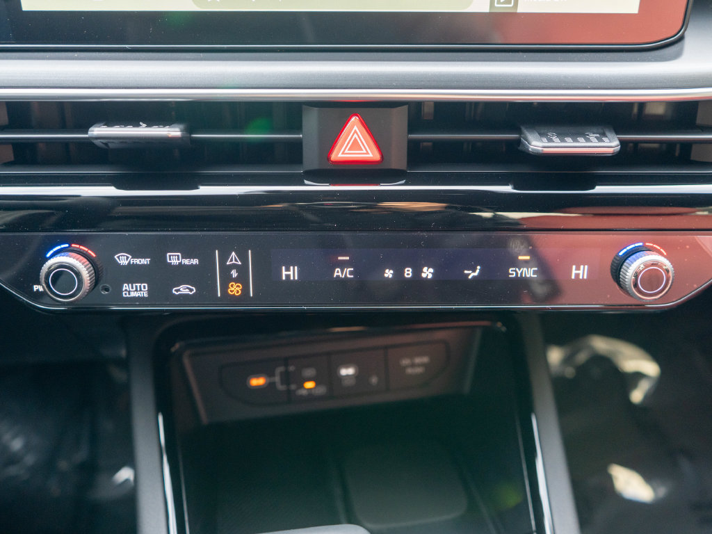 New 2027 Kia K5 GT-Line AWD/4WD image 25