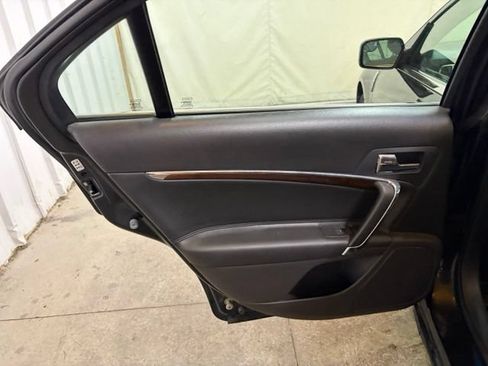 Used 2011 Lincoln MKZ FWD image 14