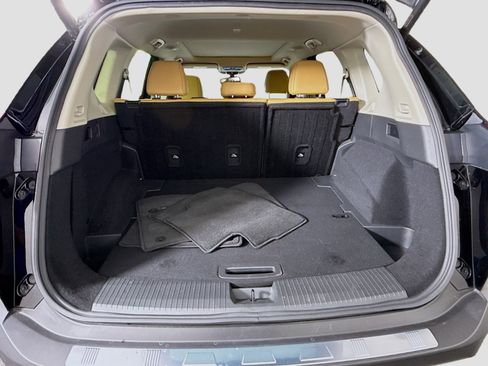 Used 2023 Nissan Rogue Platinum FWD image 35