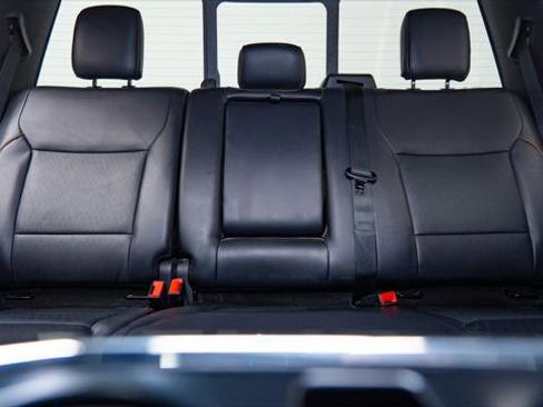 Used 2024 Ford F150 Lariat image 39