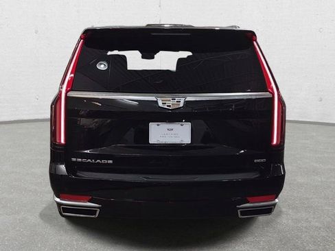 Certified 2023 Cadillac Escalade ESV Premium Luxury image 6