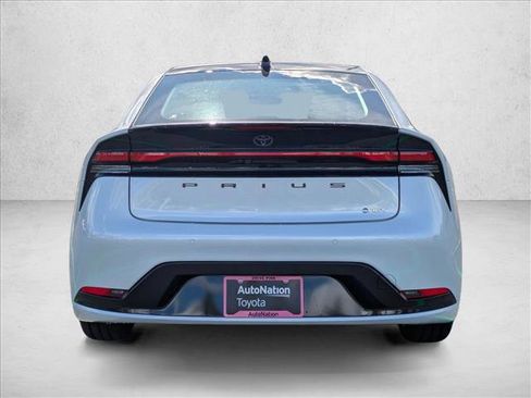 New 2026 Toyota Prius Limited FWD image 7