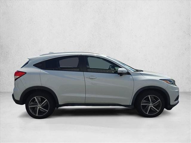 Used 2022 Honda HR-V EX-L image 4