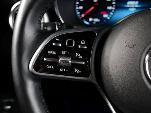 Used 2022 Mercedes-Benz GLC 300 GLC 300 image 19