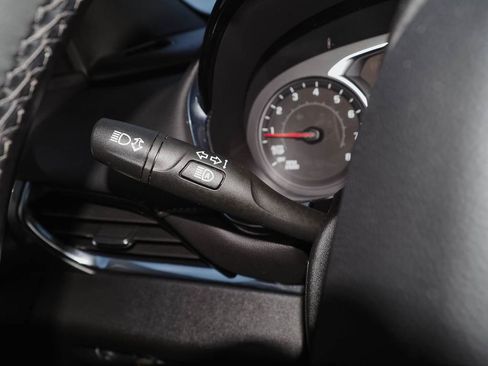 Certified 2023 Chevrolet Traverse LT image 31