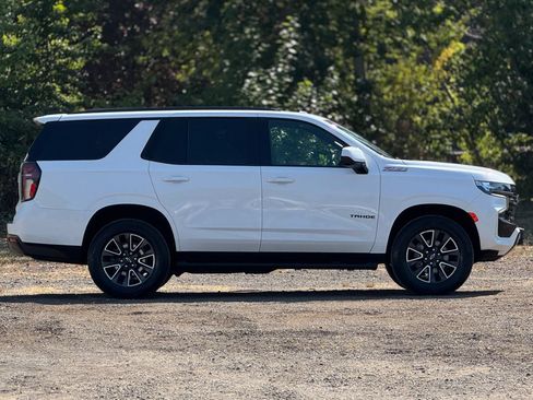Used 2021 Chevrolet Tahoe Z71 AWD/4WD image 8