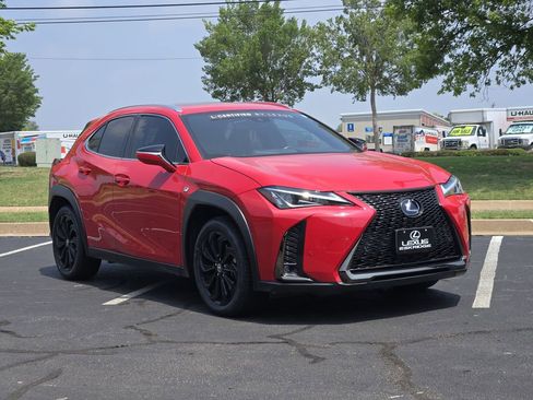 Certified 2021 Lexus UX 250h F Sport w/ F Sport Premium Package AWD/4WD image 3