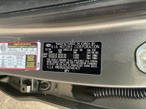 Used 2017 Kia Soul FWD image 18
