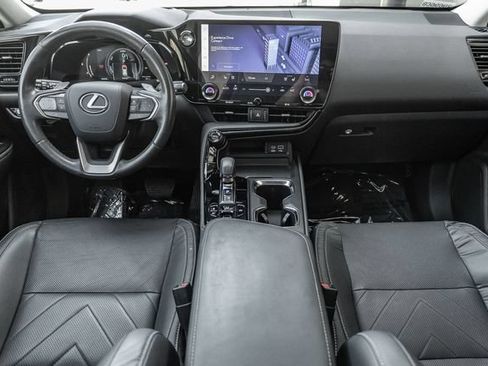 Used 2024 Lexus NX 350h AWD w/ Luxury Package image 7
