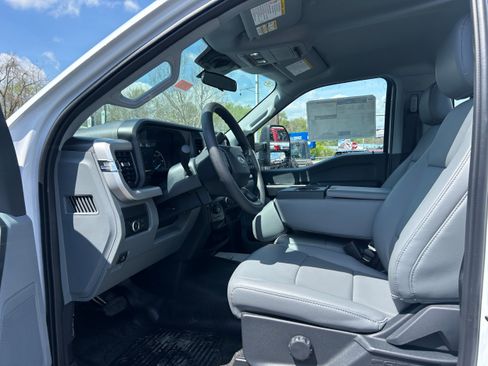 New 2026 Ford F550 4x4 Regular Cab Super Duty image 20