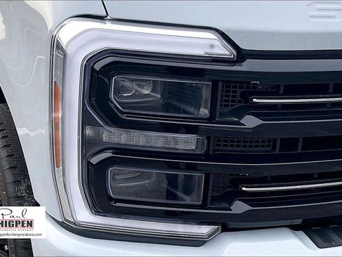 New 2026 Ford F250 Platinum image 15