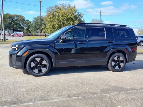 Used 2024 Hyundai Santa Fe SEL image 3