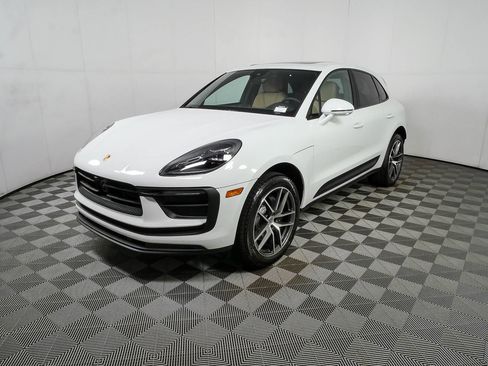 New 2026 Porsche Macan AWD/4WD image 1