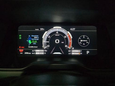Used 2026 Toyota Tundra Limited AWD/4WD image 17