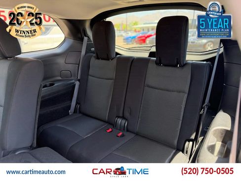 Used 2020 Nissan Pathfinder SV FWD image 16