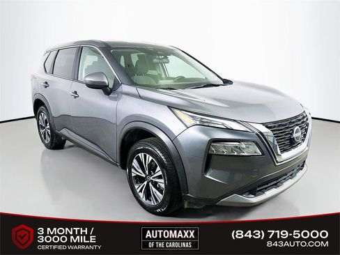 Used 2023 Nissan Rogue SV image 1
