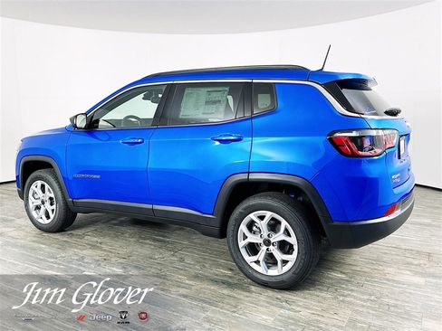 New 2026 Jeep Compass Latitude image 6