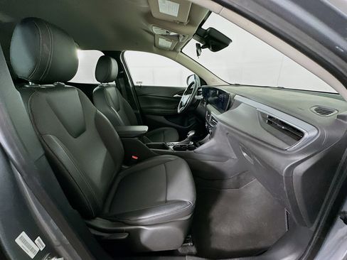 Used 2025 Buick Encore GX Preferred image 29