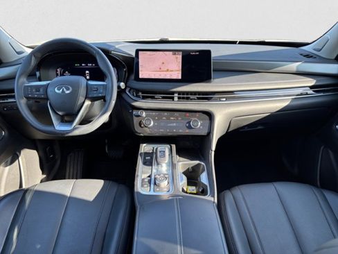 Certified 2024 INFINITI QX60 Luxe w/ Vision Package image 13