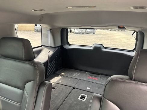 Used 2017 GMC Yukon Denali w/ Open Road Package AWD/4WD image 10