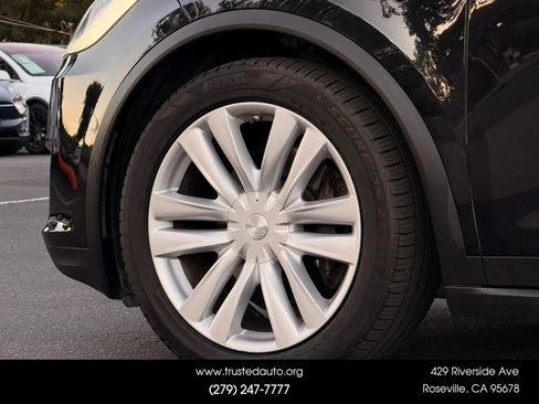 Used 2017 Tesla Model X 100D AWD/4WD image 21