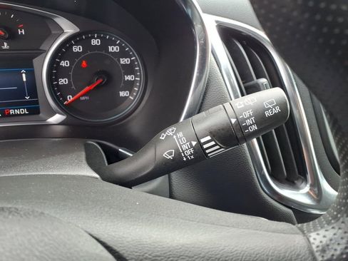 Used 2021 Chevrolet Equinox LT image 21