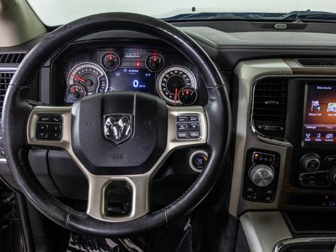 Used 2016 RAM 1500 Laramie w/ Convenience Group AWD/4WD image 32