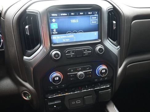 Used 2021 Chevrolet Silverado 1500 LTZ AWD/4WD image 8