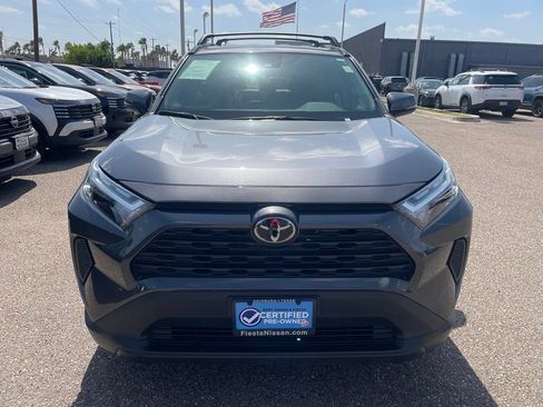 Used 2025 Toyota RAV4 XLE AWD/4WD image 2