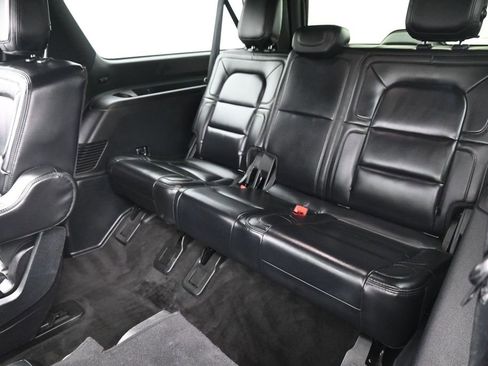 Used 2021 Lincoln Navigator L Reserve image 29