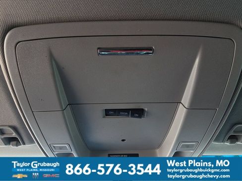 Used 2018 Chevrolet Silverado 1500 LT w/ All Star Edition AWD/4WD image 25