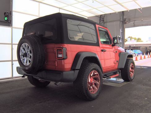 Used 2023 Jeep Wrangler Sport AWD/4WD image 4