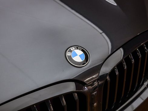 Used 2022 BMW X4 xDrive30i w/ M Sport Package 2 image 6