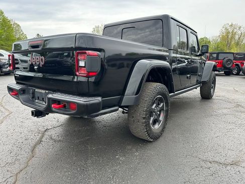 Used 2023 Jeep Gladiator Rubicon w/ LED Lighting Group AWD/4WD image 3