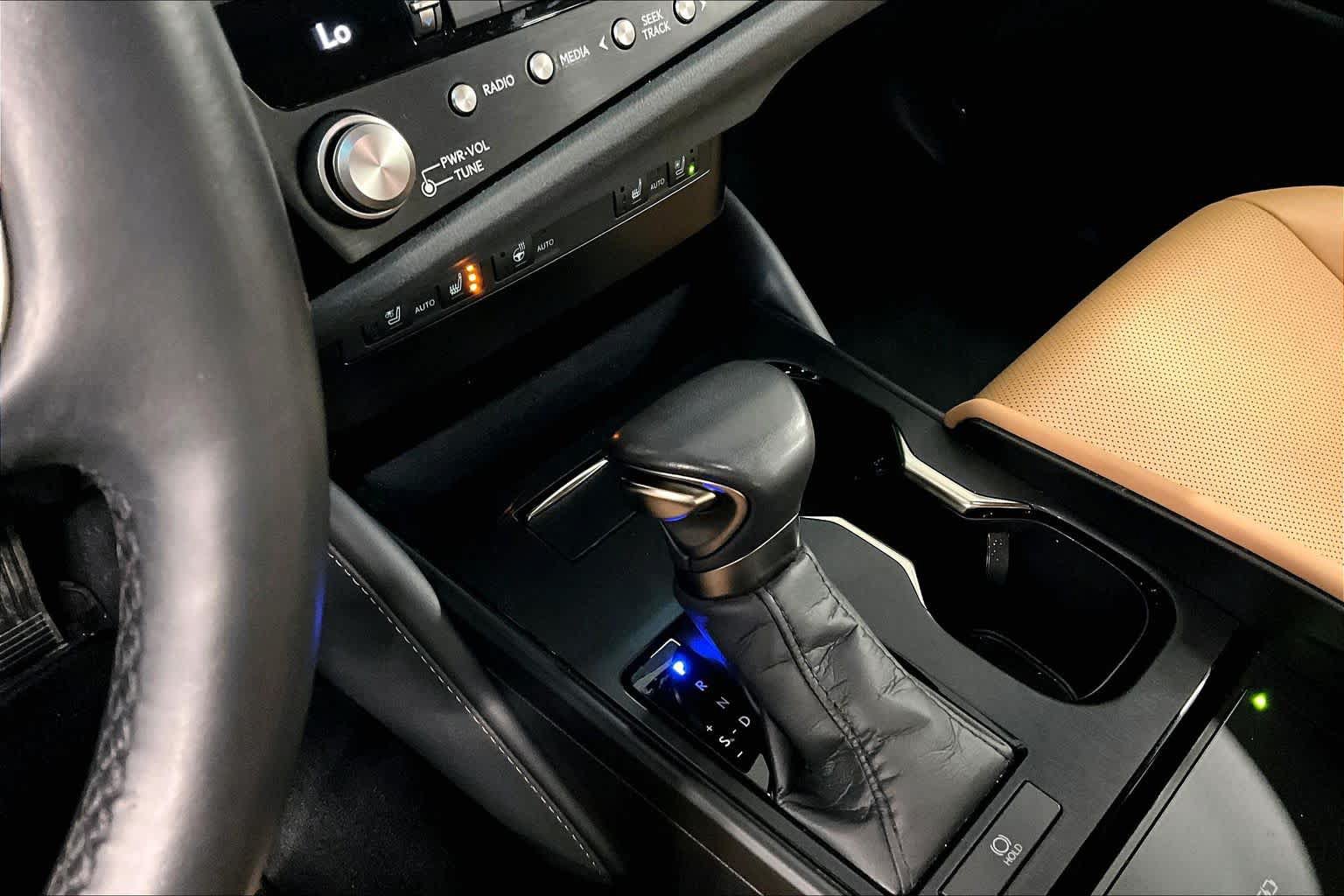 Used 2025 Lexus ES 350 w/ Premium Package FWD image 17