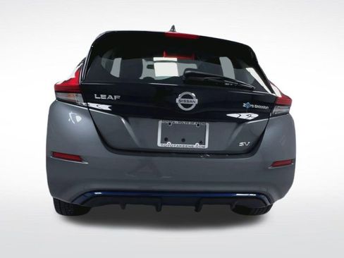Used 2018 Nissan Leaf SV w/ SV All Weather Package FWD image 22