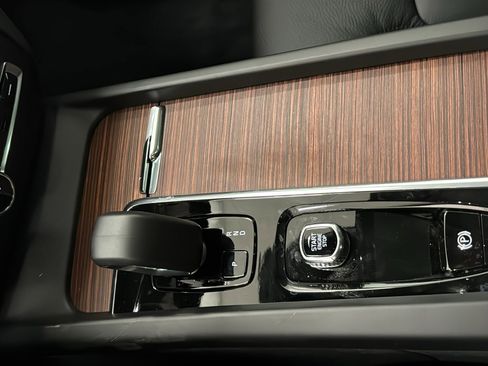 New 2026 Volvo V60 B5 Cross Country Plus w/ Climate Package image 19