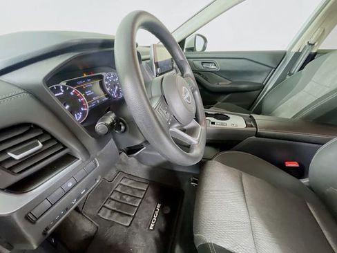 Used 2024 Nissan Rogue SV image 20