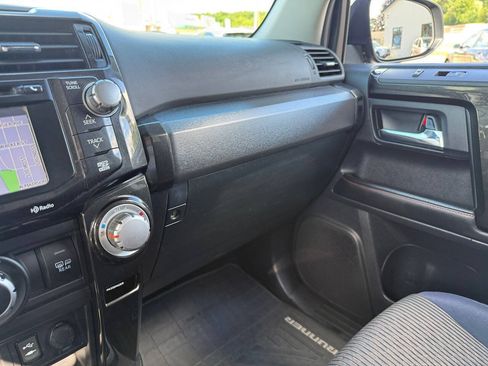 Used 2014 Toyota 4Runner Trail AWD/4WD image 72