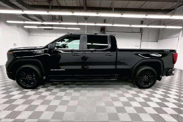 Used 2026 GMC Sierra 1500 Pro w/ Graphite Edition AWD/4WD image 13