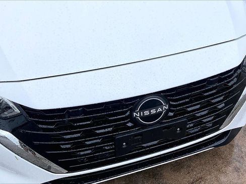 Certified 2025 Nissan Sentra S FWD image 28