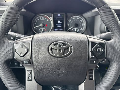 Used 2021 Toyota Tacoma TRD Off-Road w/ Technology Package image 22