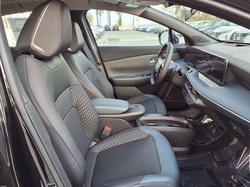 New 2026 Nissan Leaf Platinum+ image 6