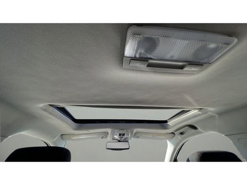 Certified 2011 Chevrolet Equinox LT w/ Driver Convenience Package image 29