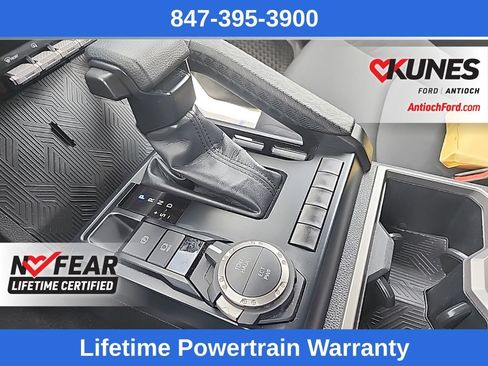 Used 2024 Toyota Tacoma SR5 AWD/4WD image 21