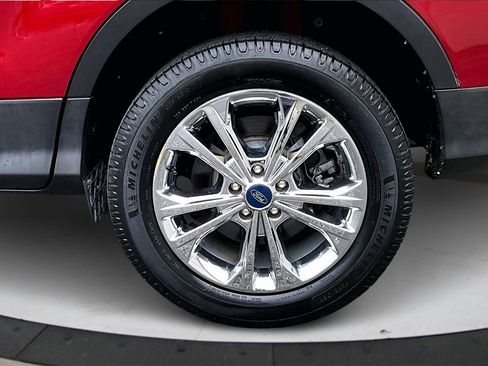 Used 2019 Ford Escape SE image 33