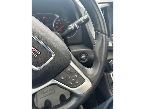 Used 2022 GMC Terrain SLT w/ GMC Pro Grade Package AWD/4WD image 46