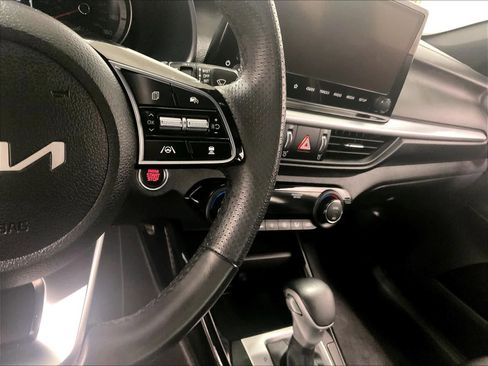 Used 2023 Kia Forte GT-Line w/ GT-Line Technology Package image 23