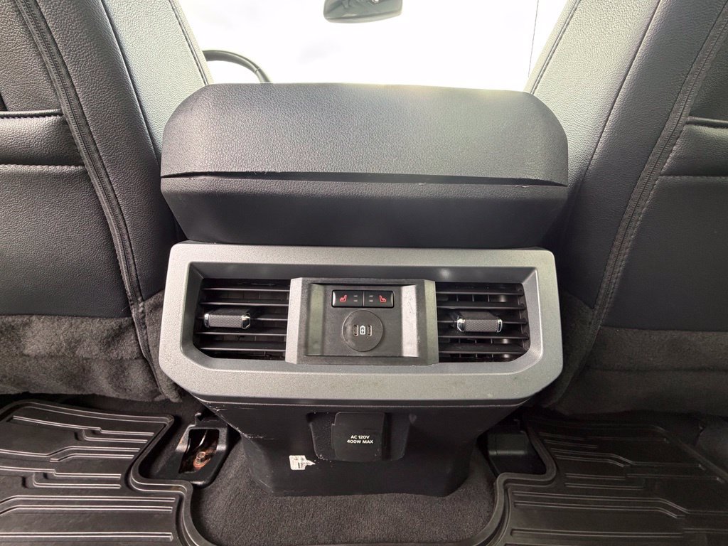 Used 2025 Ford F250 Lariat w/ Black Appearance Package AWD/4WD image 7