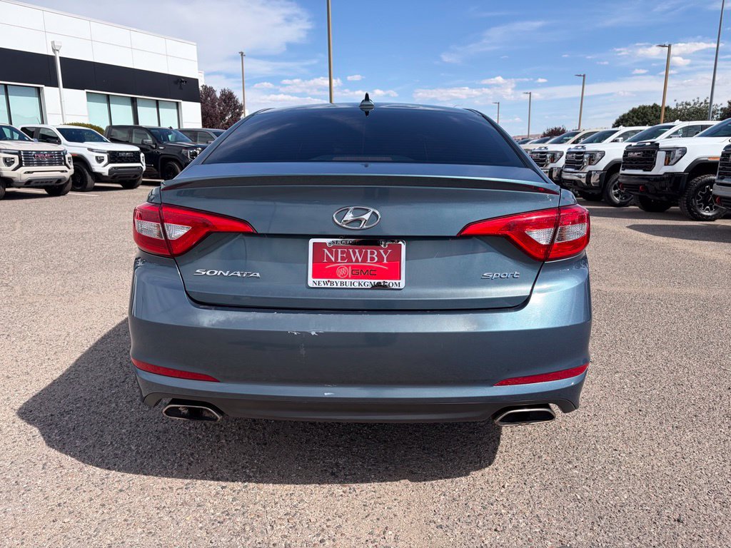 Used 2015 Hyundai Sonata Sport w/ Option Group 03 FWD image 5